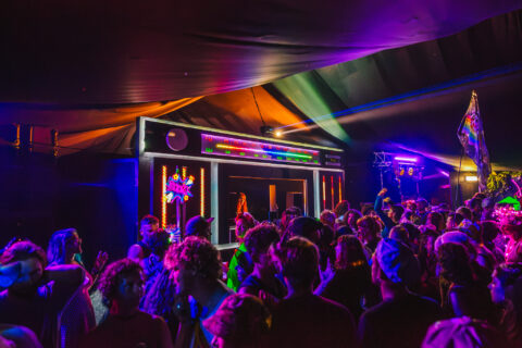 a6bfe804-4d13-40f0-9c36-d5397aa5319f_web