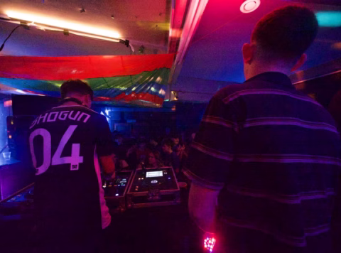 7e266b67-3fe2-49a1-88c7-ba18d4619792_web