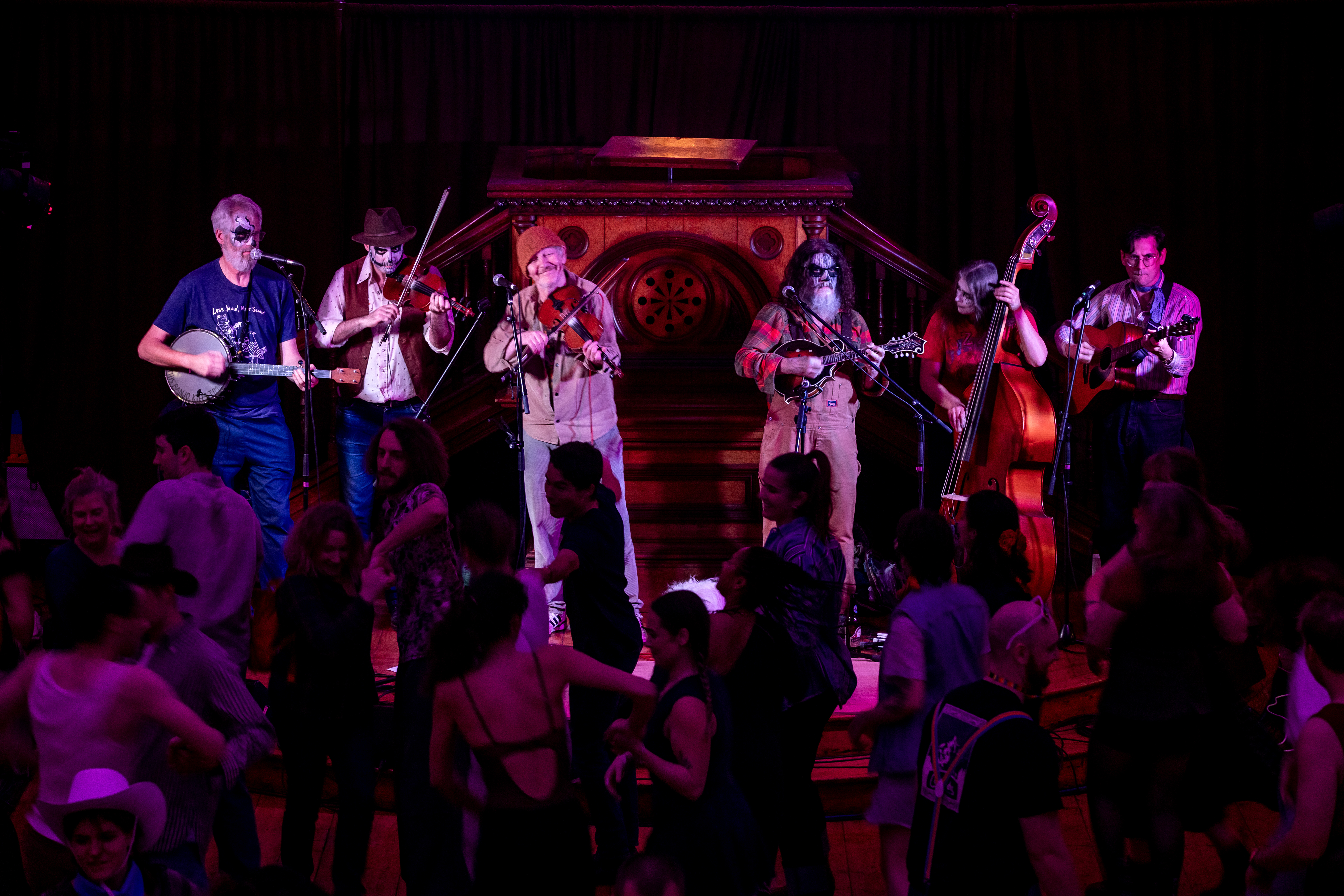 aec18392-dbc6-4f3b-a17f-ba1a61c04295_web