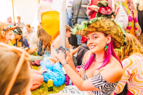 77dd31a8-0a04-48b8-8a42-ad4227a16151_web