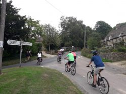 Red Fox Cycle Bristol Shambala 2018