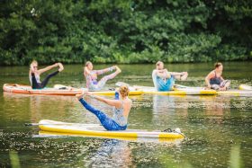 SUP Yoga Shambala 2018 © Louise Roberts